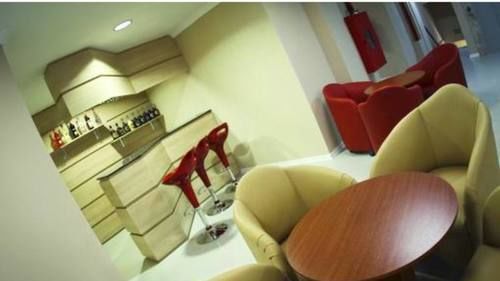 Klein Ville Esteio Br 3*